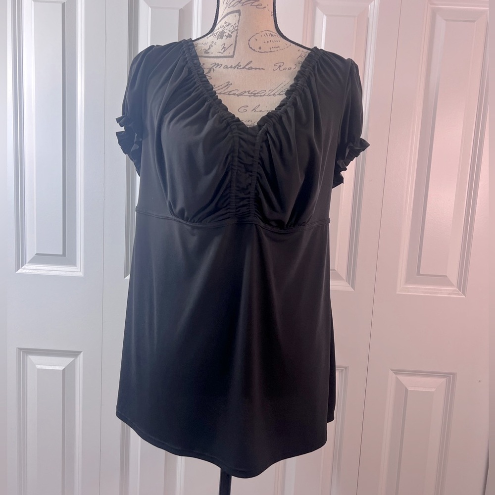 Short sleeve black blouse top